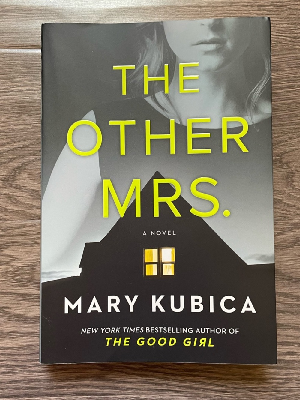 Book: The Other Mrs. by Mary Kubica